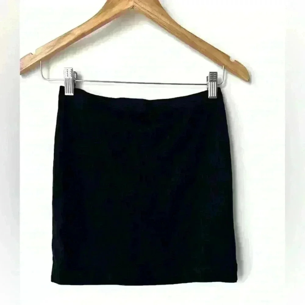 H&M Black Stretchy Pull On Basic Casual Mini Skirt Grunge Whimsigoth Punk XS